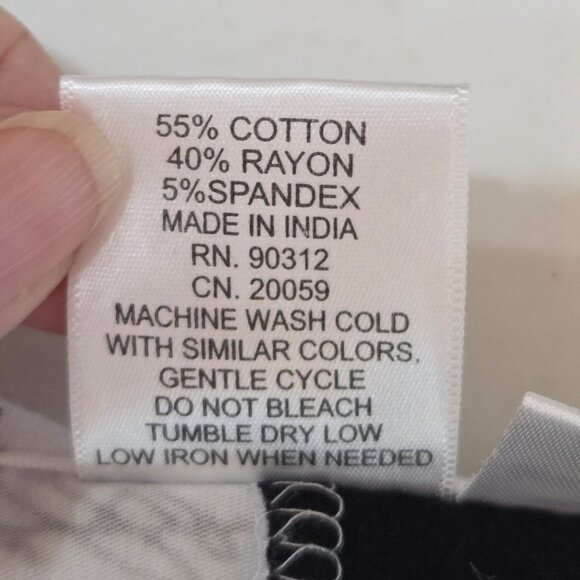 Parsley & Sage Olga Top XL Black & White Asymmetrical Pocket Lagenlook Artsy - Picture 9 of 9